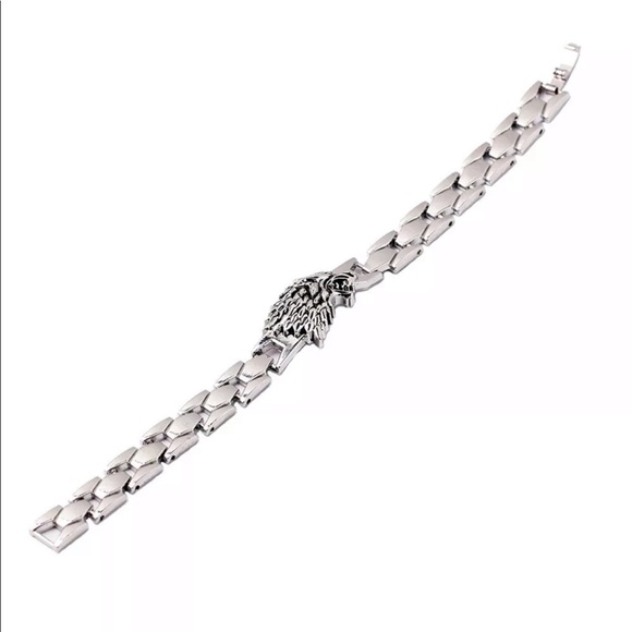 Dire Wolf Silver-tone Bracelet Unisex - Picture 3 of 4